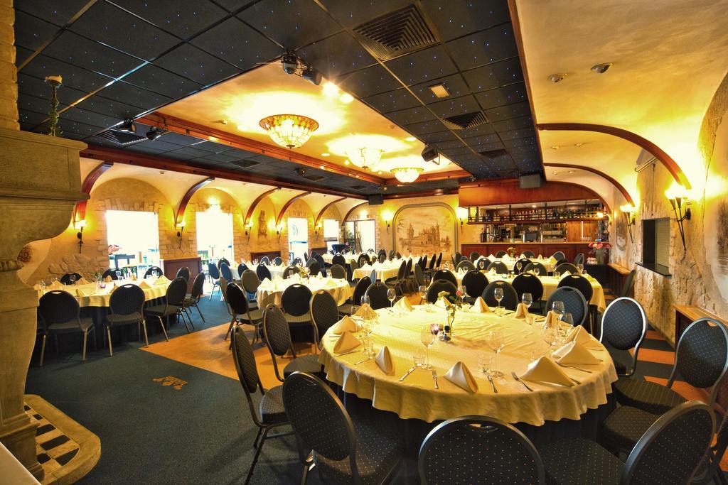 Oke Hotel De Leygraaf Heeswijk Dinther Уден Екстериор снимка