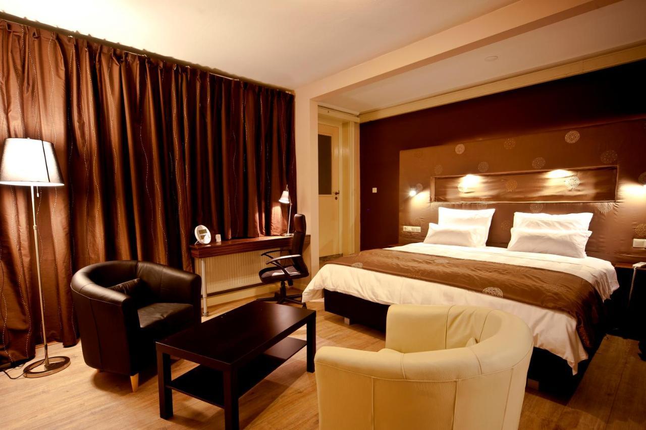 Oke Hotel De Leygraaf Heeswijk Dinther Уден Екстериор снимка